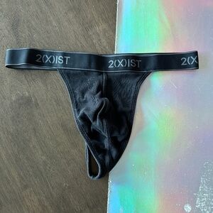 Mens 2-xist Thong size Medium